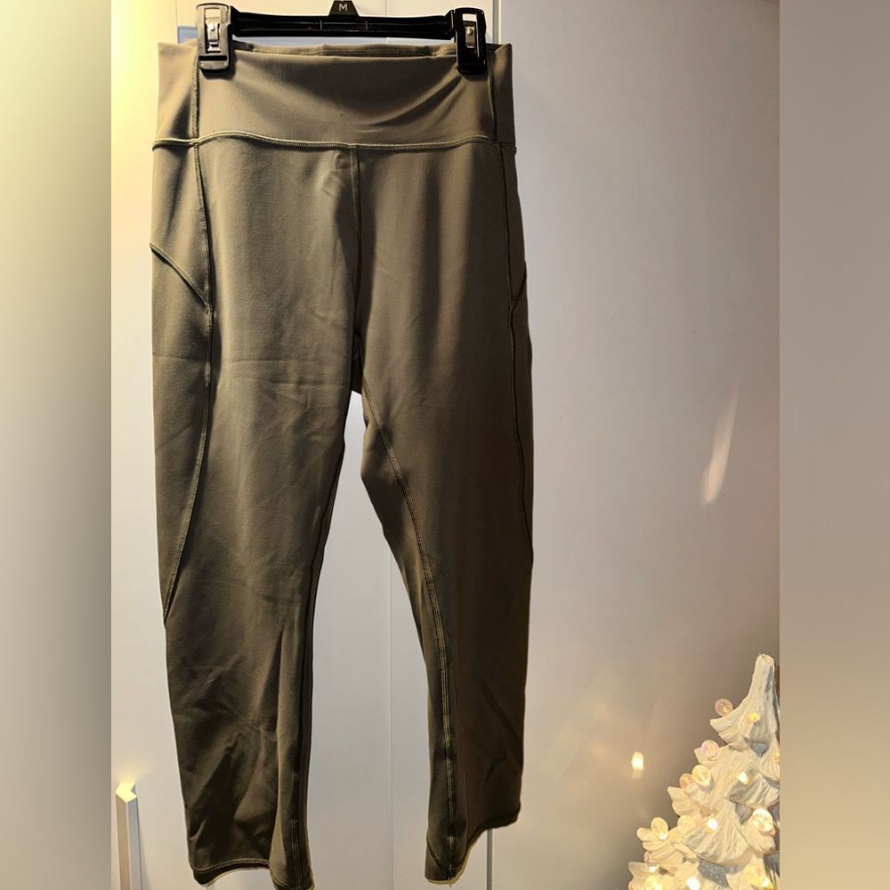 Lululemon Speed Tight flawed - Picture 3 of 9